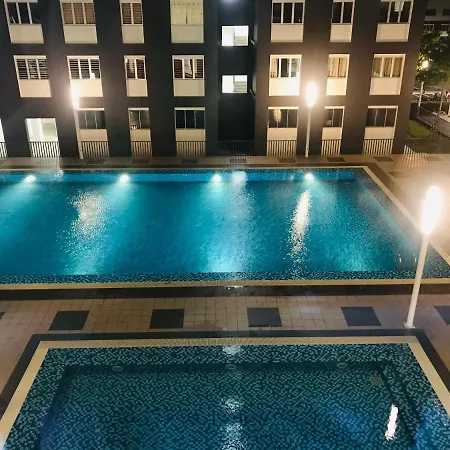 Khadeeja Karisma Apartment Semenyih Exterior photo