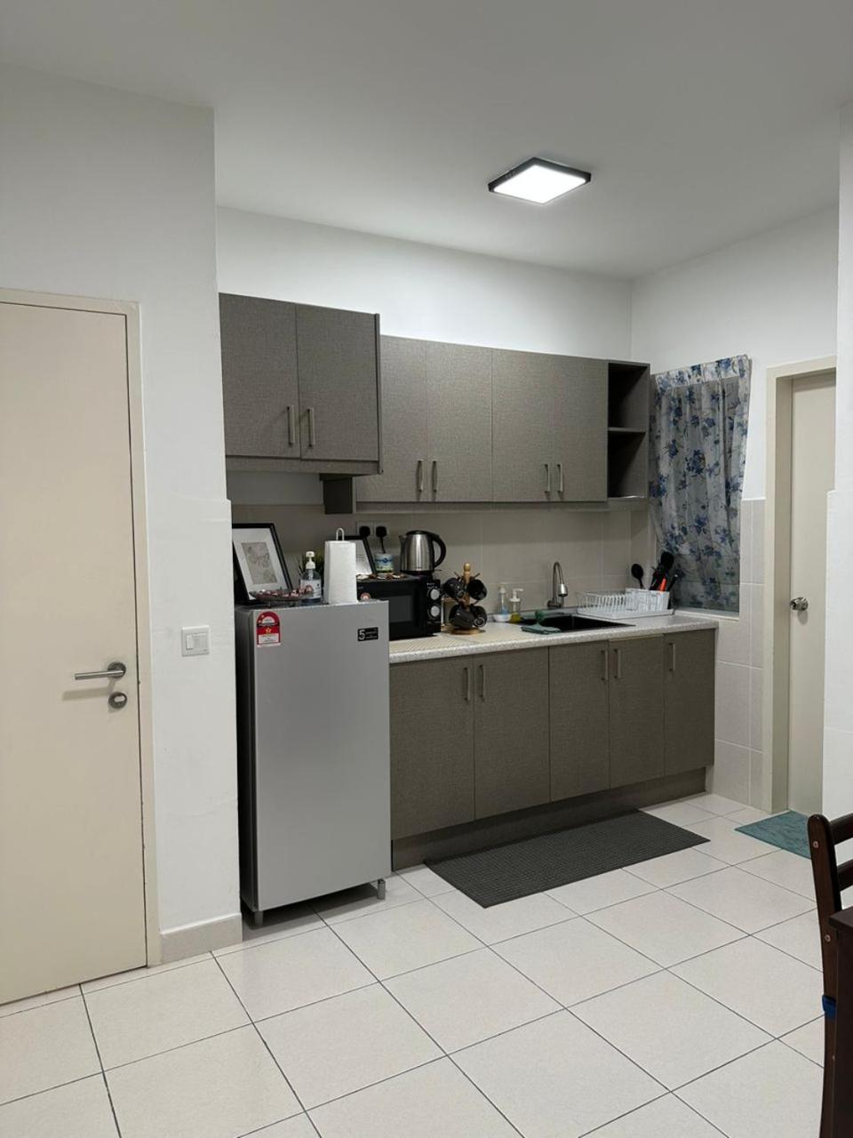 Apartment Khadeeja Karisma
