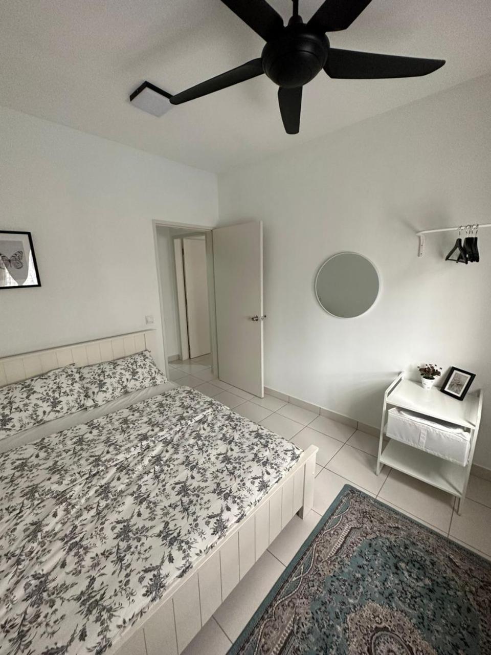 Apartment Khadeeja Karisma